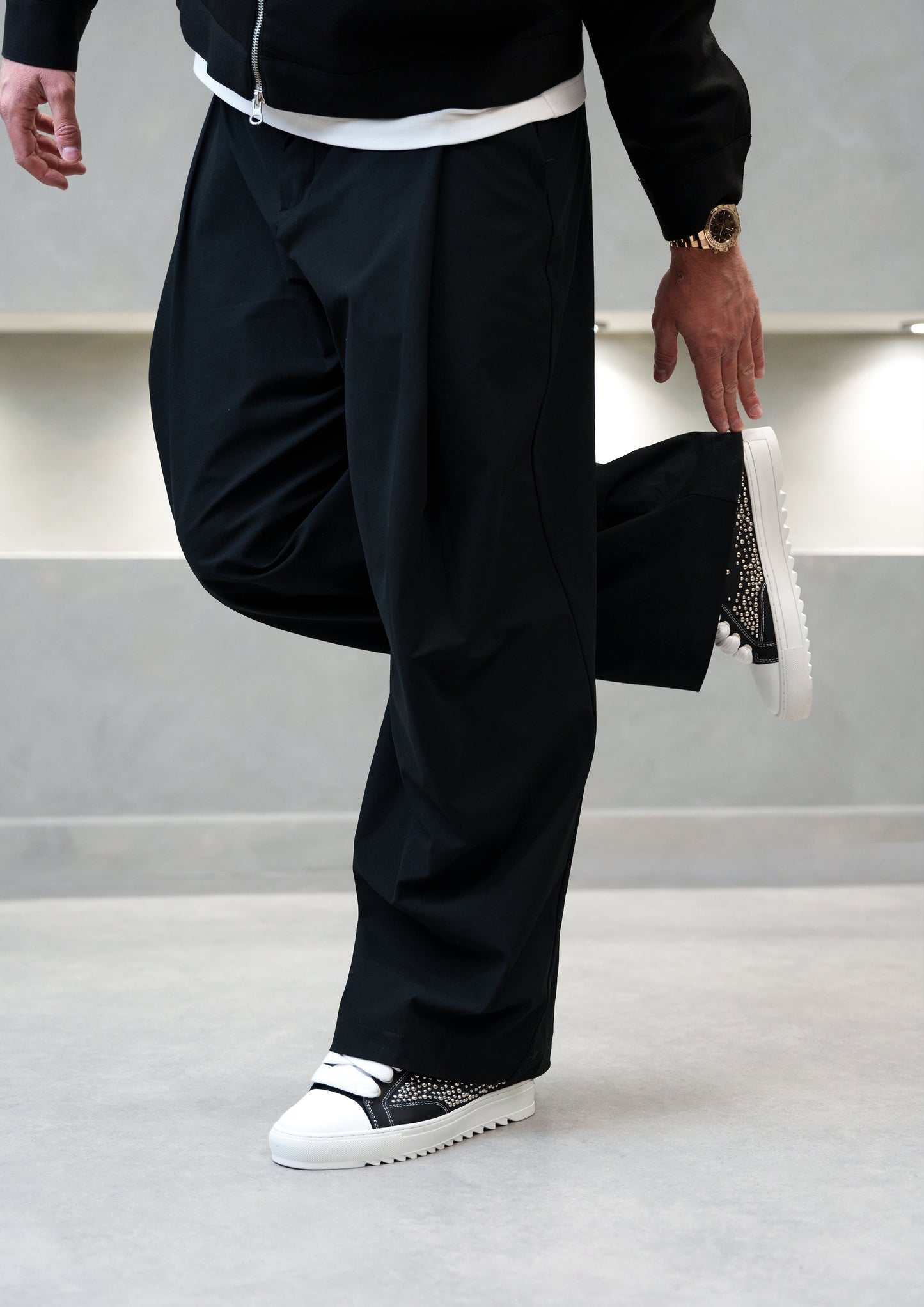 Atelier - Studded Leather
