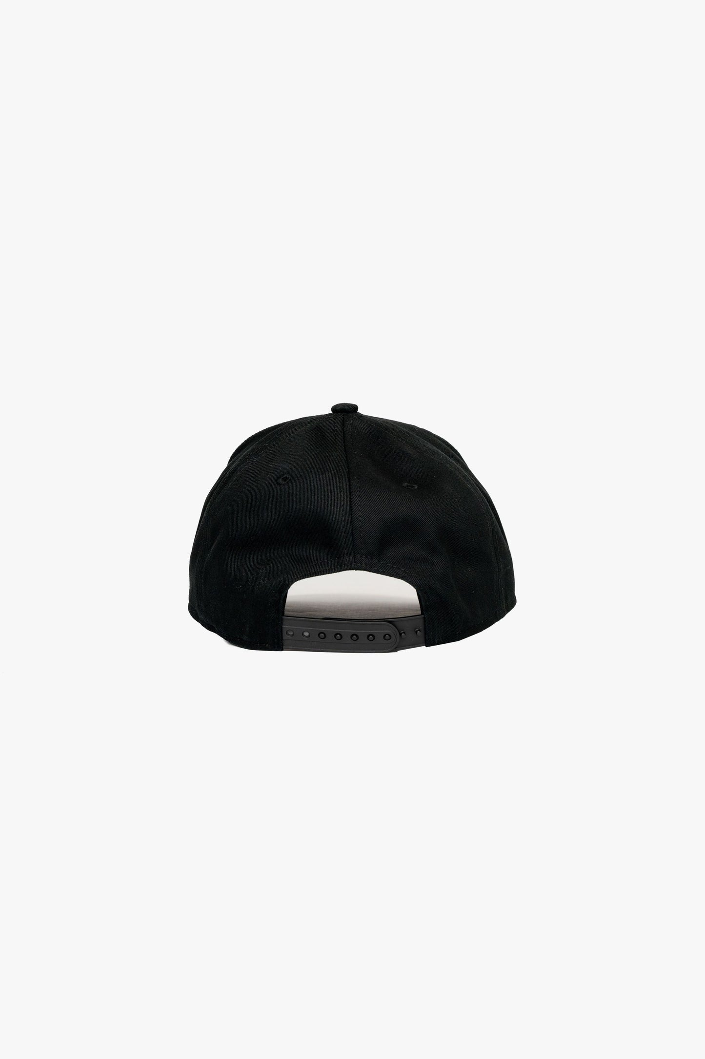 Serif Cap