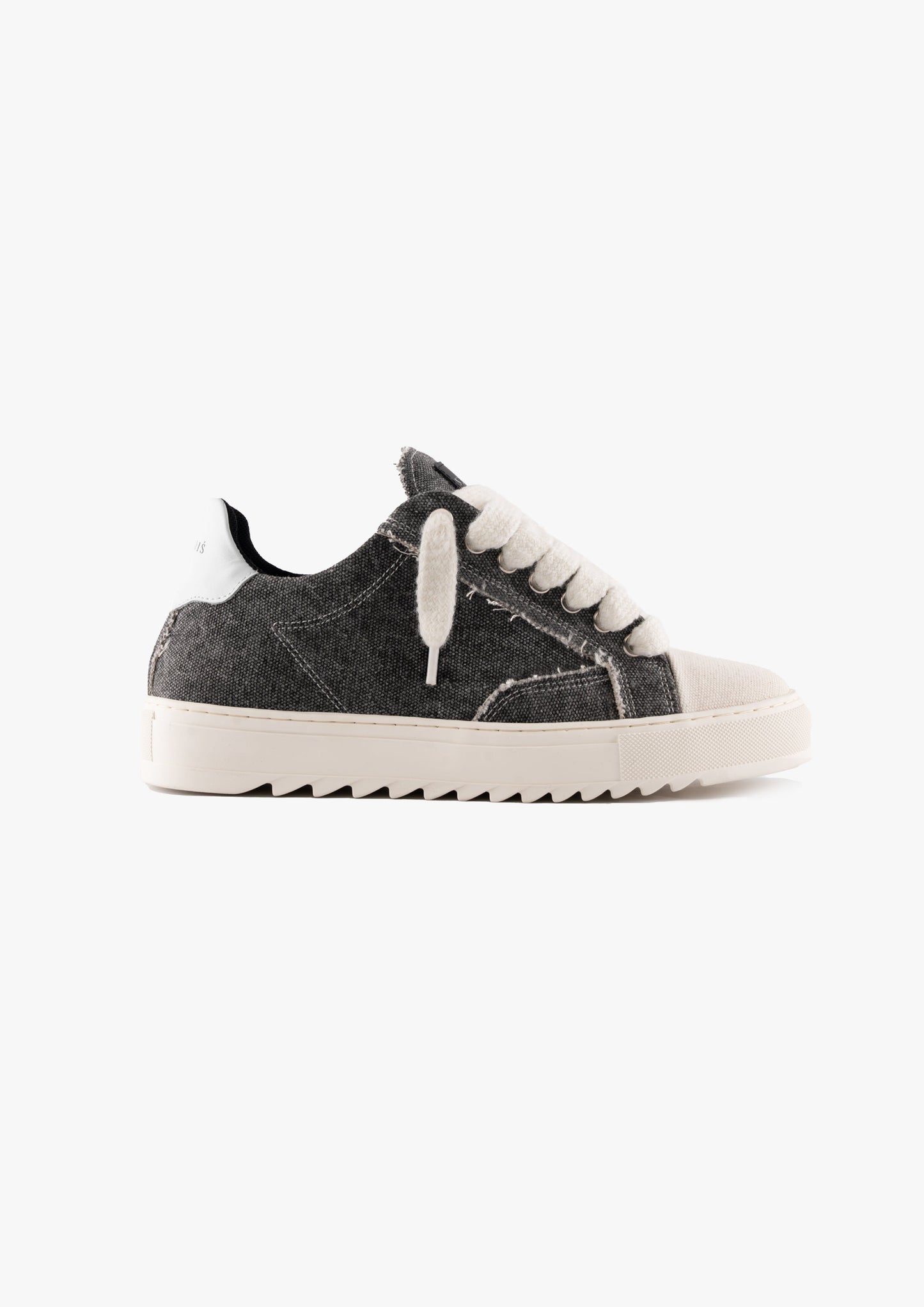 Atelier - Frayed Canvas Black